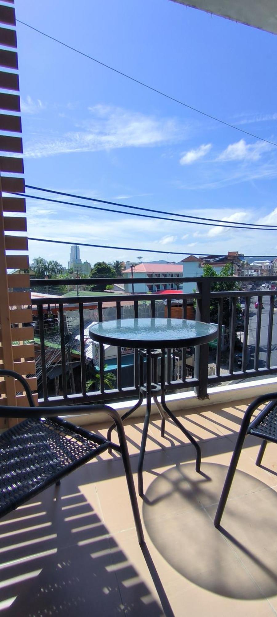 Kanpai Hotel Patong Extérieur photo