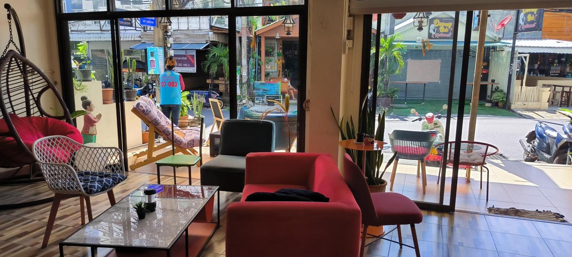 Kanpai Hotel Patong Extérieur photo